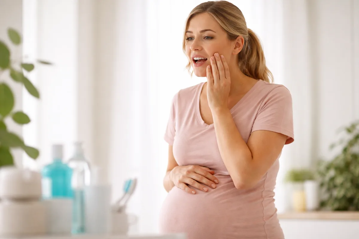 Quels symptômes dentaires peuvent survenir pendant la grossesse ?